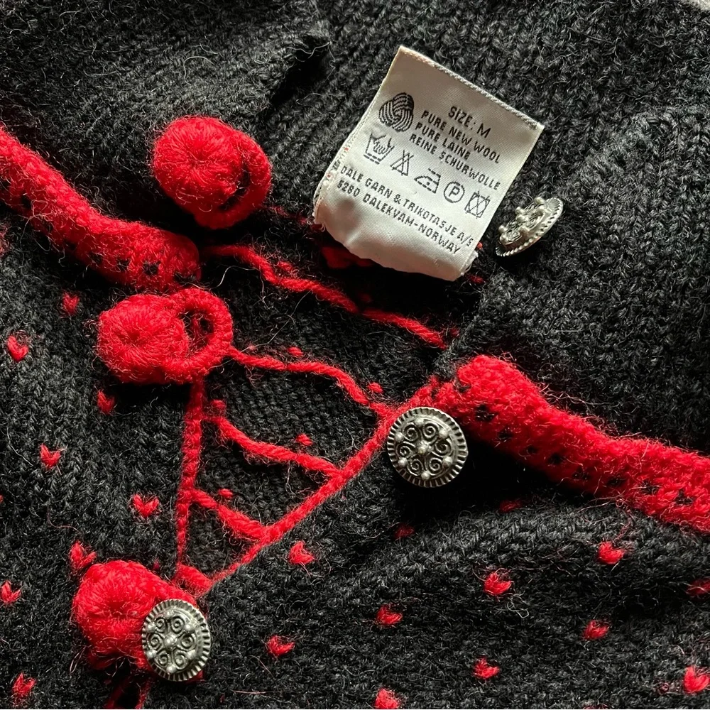 Dale of Norway pure wool black/red button-up pullover sweater - Picture 6 of 9